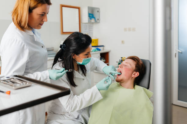 Best Emergency Tooth Extraction in Egon City, OR